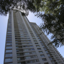 INVESTIGACIN. Vista del edificio de departamentos en el que viva el fiscal Nisman.