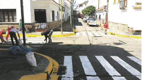 ATENCIN. El pintado en las calles.