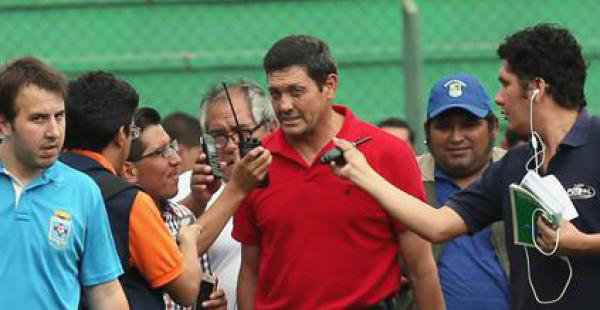 Mauricio Soria visit a algunos clubes del pas.