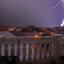 ATENCIN. Las tormentas elctricas pueden terminar en tragedia si no se toman previsiones.