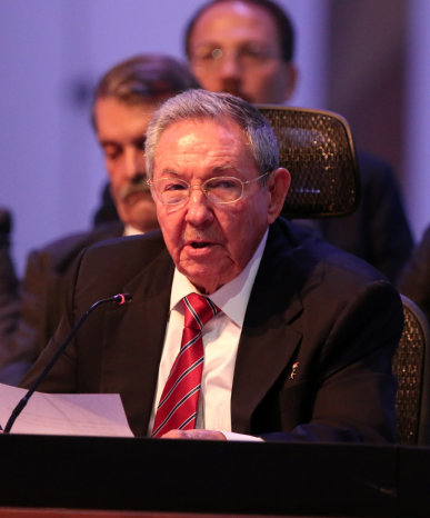 LLAMAMIENTO. Ral Castro durante su intervencin en la Cumbre de la CELAC.