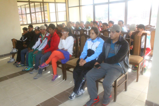 Con un curso terico, se puso en marcha el Campamento Nacional.