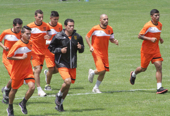 El equipo atigrado auspiciar de local esta tarde frente a Universitario de Pando.