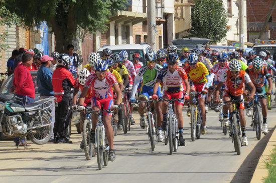 Ayer se desarrolló la prueba El Tejar-Totacoa-El Tejar, con la que se cerró el Campamento Nacional de Ciclismo en Sucre, organizado por el Comité Olímpico Boliviano.