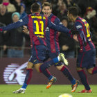 Lionel Messi (c) anot� el gol de triunfo para el Barcelona.
