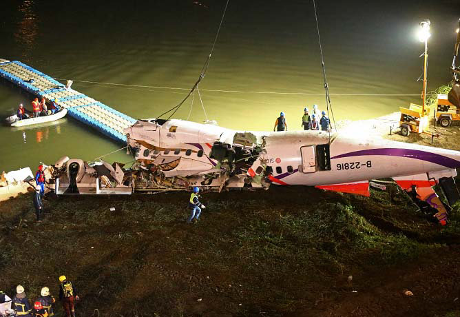 ACCIDENTE. El avin cay a unos minutos de haber despegado y tras tres pedidos de auxilio del piloto.