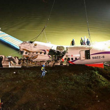 ACCIDENTE. El avin cay a unos minutos de haber despegado y tras tres pedidos de auxilio del piloto.