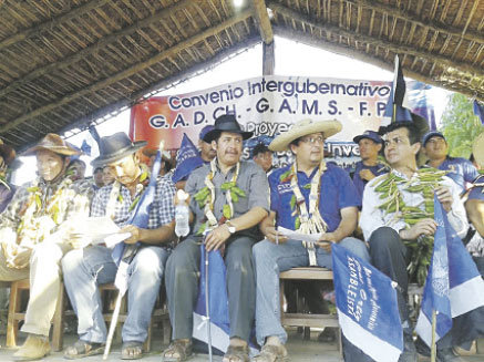 CAMPAA. Una proclamacin del partido oficialista en Piraymiri, municipio de Monteagudo.