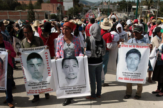 PROTESTAS. Siguen las movilizaciones por los 43 normalistas desaparecidos.