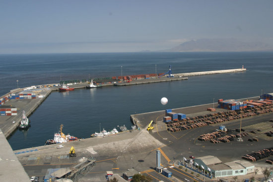 DERECHO. Bolivia despleg una intensa campaa internacional para explicar que Chile se niega a conceder una salida soberana al mar.