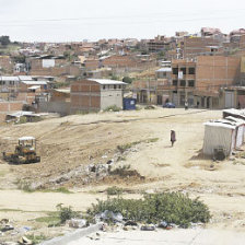 REA MUNICIPAL. Parte del terreno estaba siendo ocupado por comerciantes.