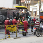 RECAPADO. La Alcalda comenz a colocar la carpeta asfltica en la avenida del Ejrcito.