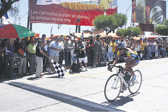 Los descargos econmicos que adeuda la Federacin Boliviana de Ciclismo datan de los Juegos Deportivos Bolivarianos Sucre 2009.