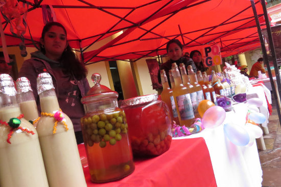 DELICIAS. Los productos tradicionales que acompaan la celebracin de Carnaval