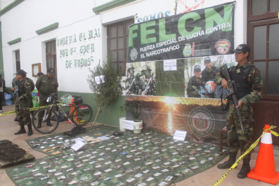 DROGA. En la foto se observa la marihuana secuestrada en un operativo de la FELCN en Sucre.