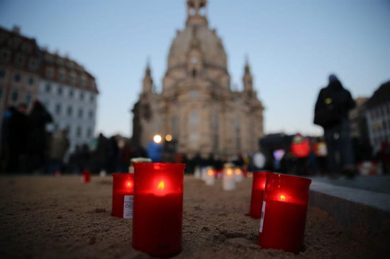 SOLIDARIDAD. Recuerdan ataque a Dresde.