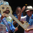 FIESTA. La entrega de las llaves de la ciudad al Rey Momo.