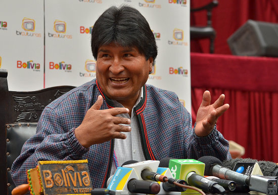 MENSAJE. El presidente Evo Morales, durante la conferencia de prensa que ofreci ayer en Oruro, con motivo de la conmemoracin de los 136 aos de la inviacin de Chile.