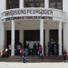 ESCUELA. Se espera a nuevos estudiantes.