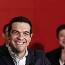 SATISFACCIN. El primer ministro griego, Alexis Tsipras, celebra el acuerdo.