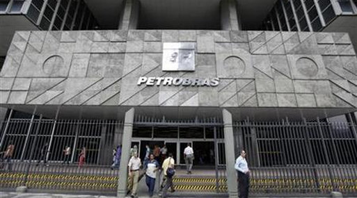 ESCNDALO. Petrobras es investigada.