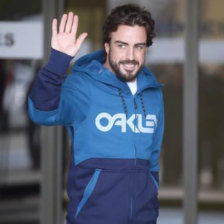 Fernando Alonso abandon el hospital luego de sufrir un accidente.