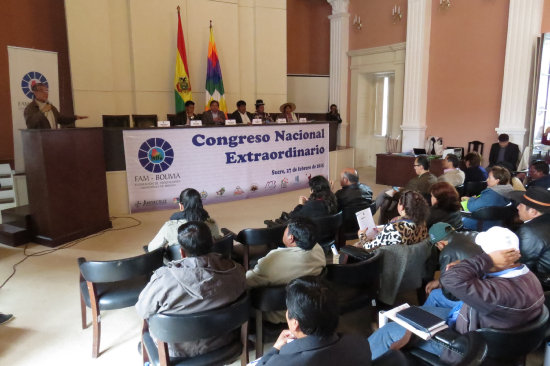 CONGRESO. Los delegados al congreso extraordinario de la FAM, ayer, en la Gobernacin de Chuquisaca.